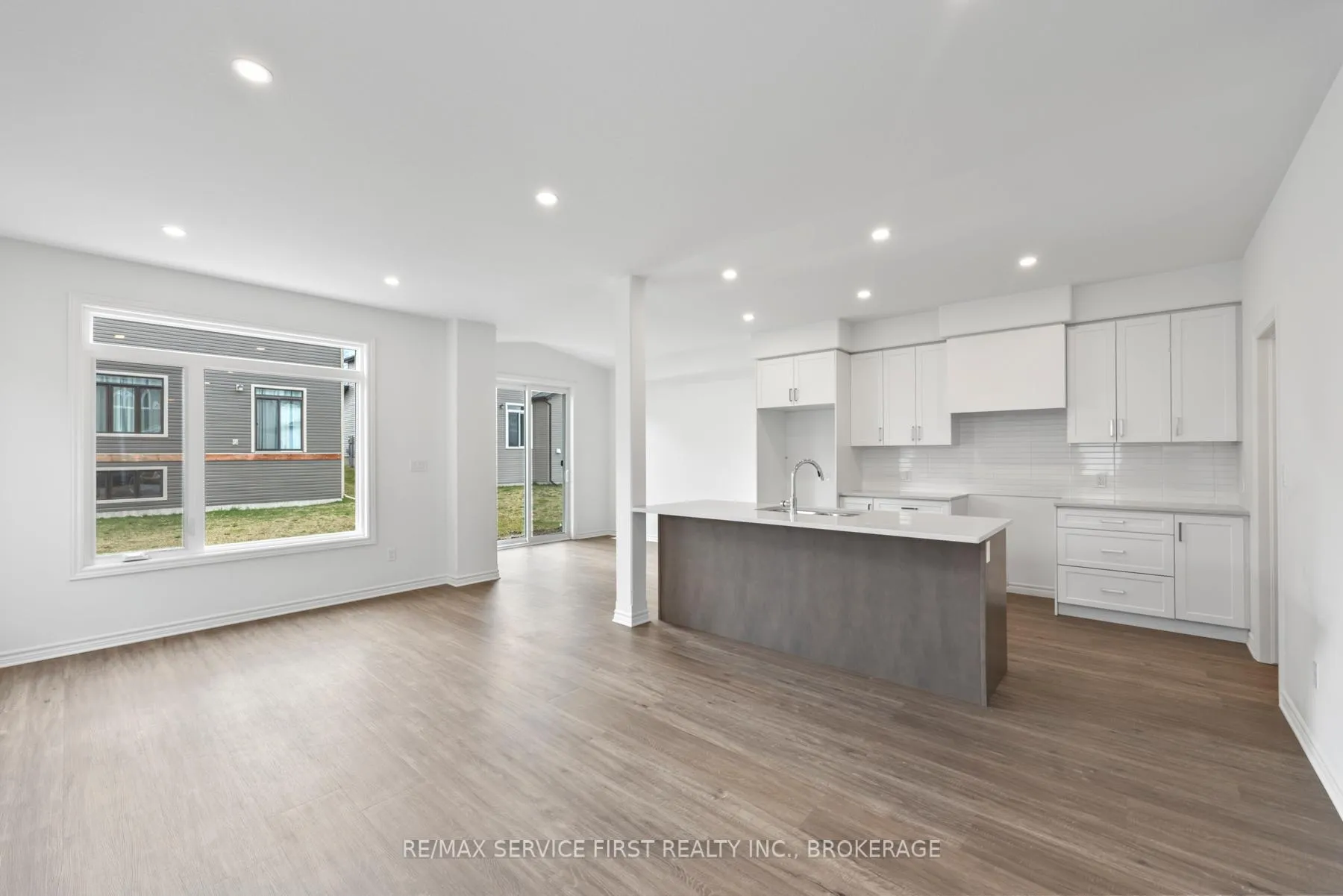Photo 16 of Unit E71, 1325 Turnbull Way, Kingston, City Northwest — HOMEH