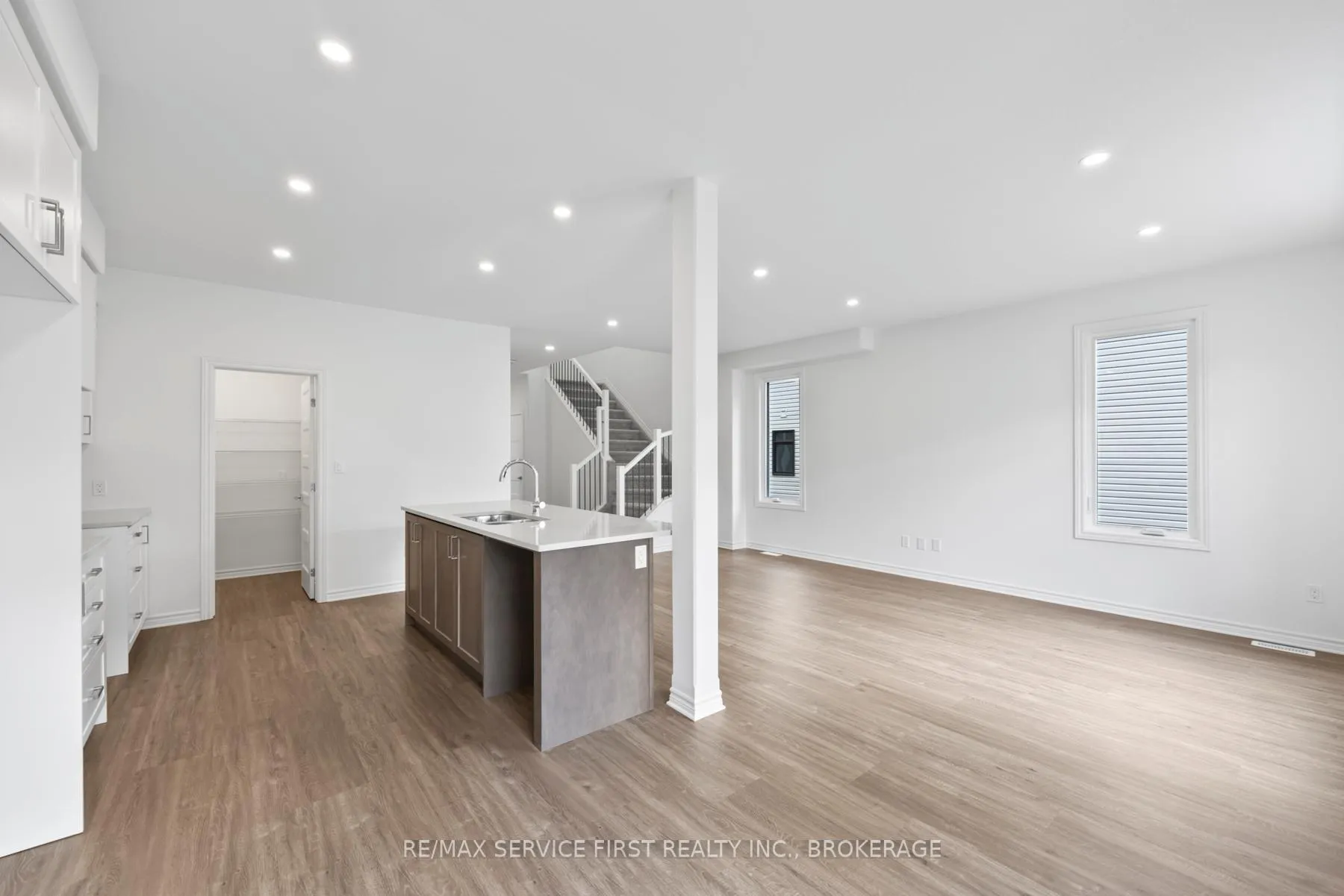 Photo 19 of Unit E71, 1325 Turnbull Way, Kingston, City Northwest — HOMEH