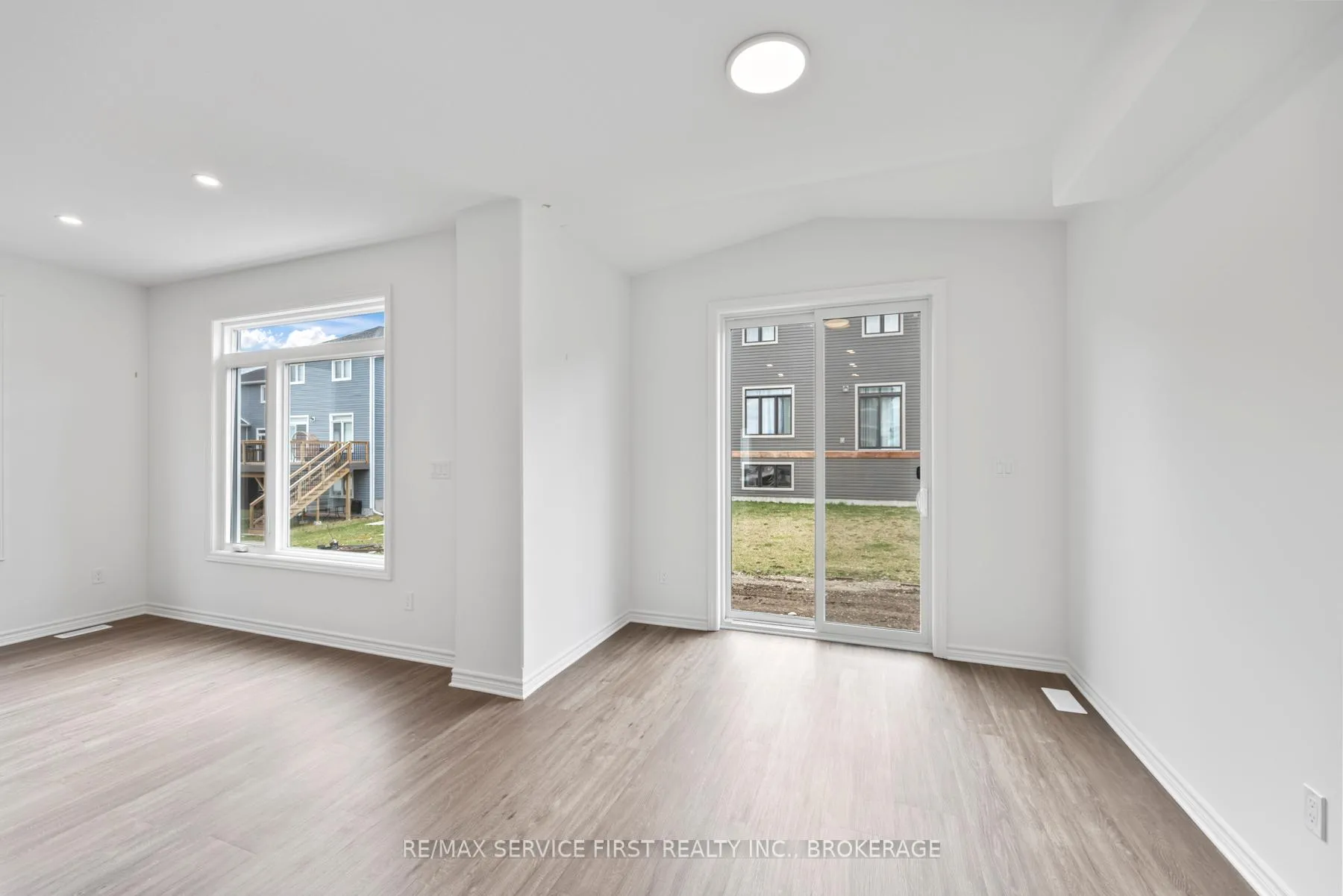 Photo 22 of Unit E71, 1325 Turnbull Way, Kingston, City Northwest — HOMEH