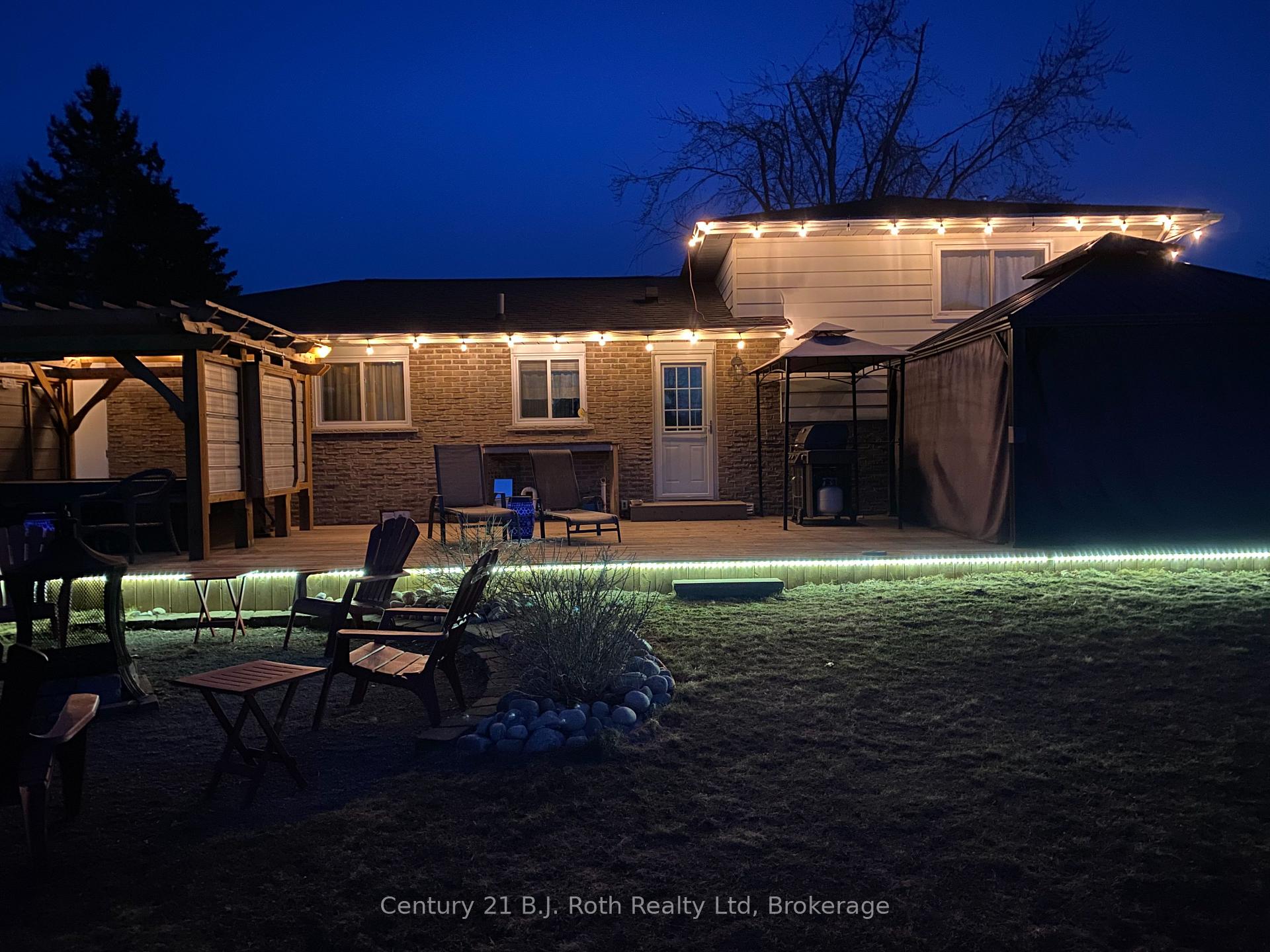 Photo 3 of 1055 Glen Eagles Crescent, Midland — HOMEH