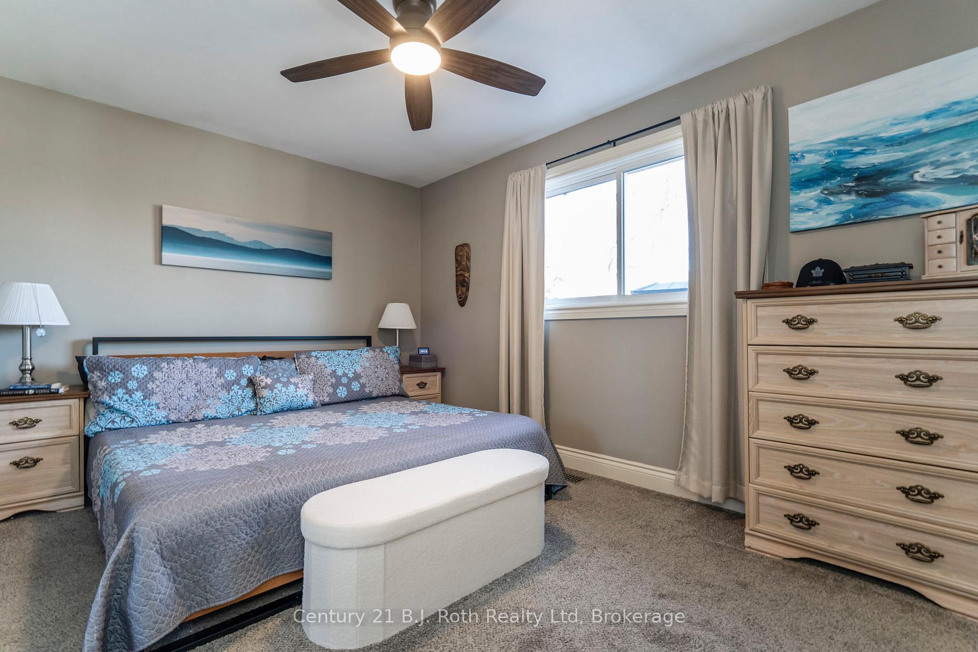 Photo 17 of 1055 Glen Eagles Crescent, Midland — HOMEH