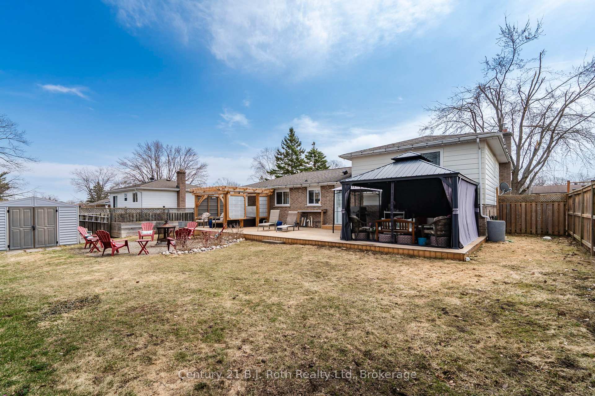 Photo 29 of 1055 Glen Eagles Crescent, Midland — HOMEH
