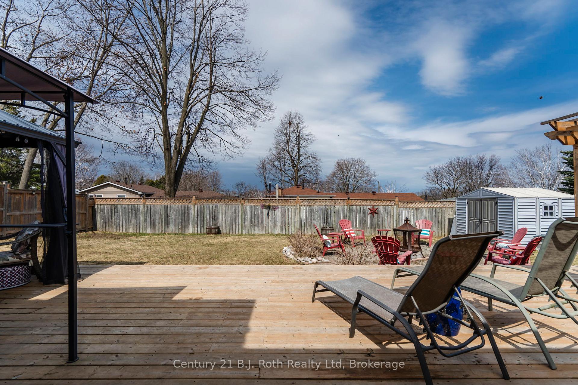 Photo 33 of 1055 Glen Eagles Crescent, Midland — HOMEH