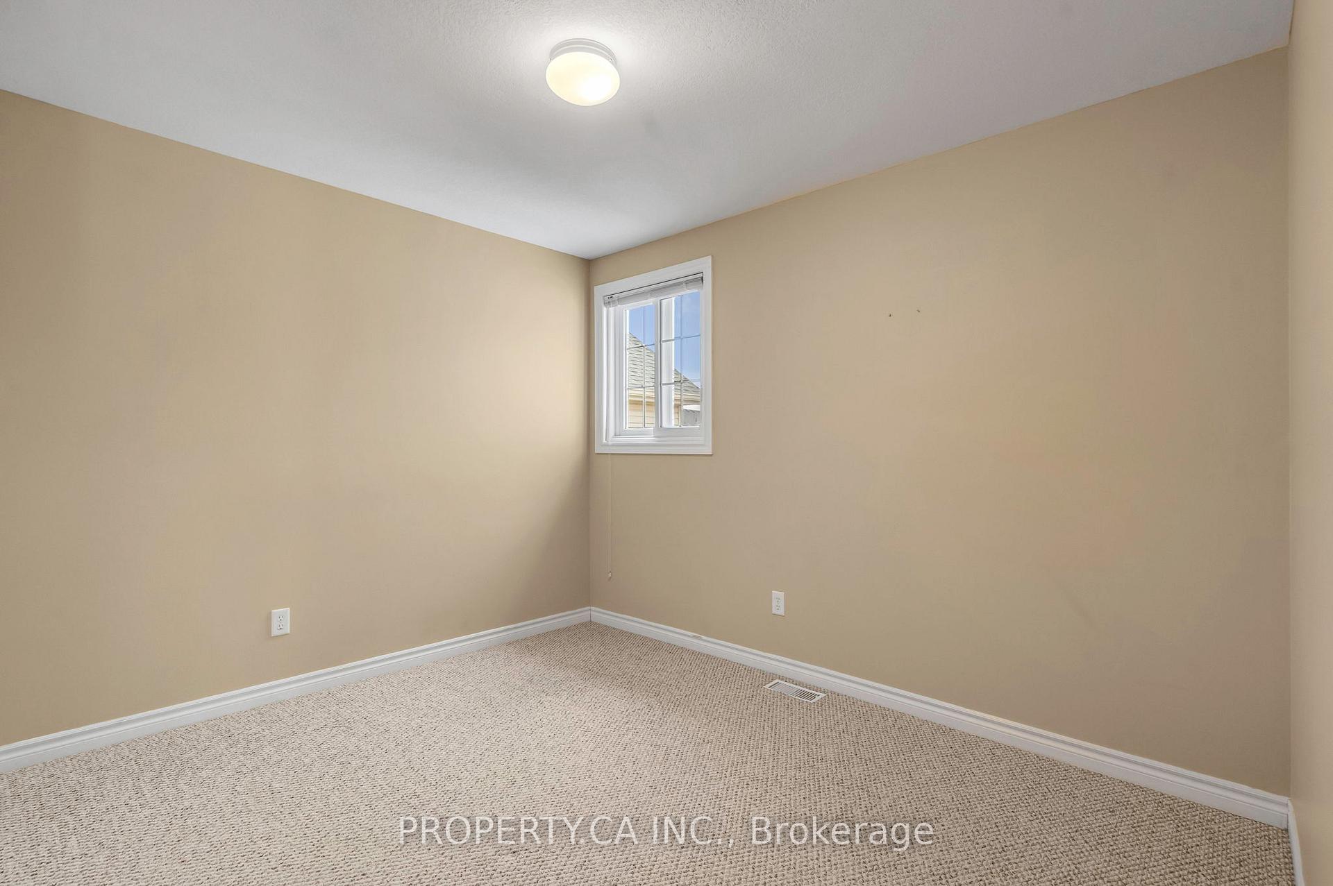 Photo 25 of 294 Huck Crescent, Kitchener — HOMEH