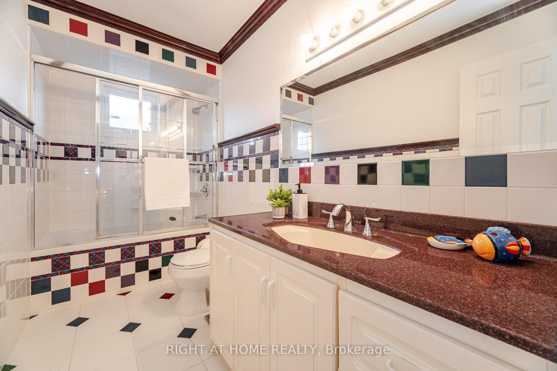 Photo 1 of 25 Feltham Road, Markham, Raymerville — HOMEH