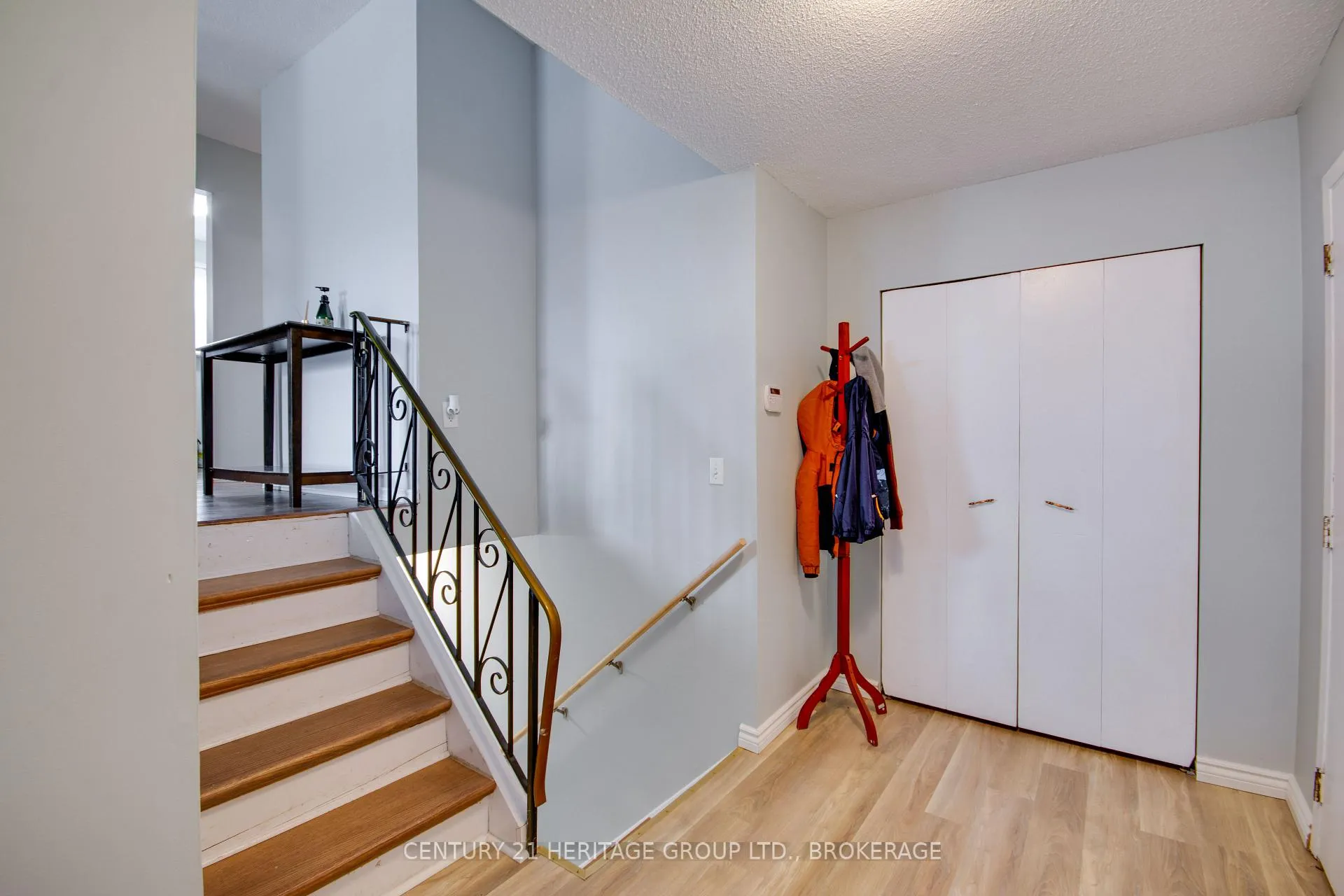 Photo 4 of 805 Kimberley Street, Kingston, North of Taylor-Kidd Blvd — HOMEH