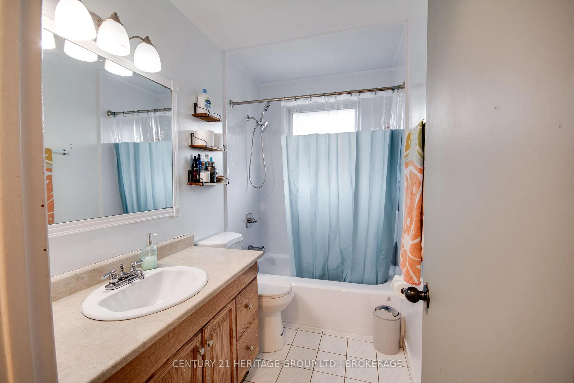 Photo 13 of 805 Kimberley Street, Kingston, North of Taylor-Kidd Blvd — HOMEH
