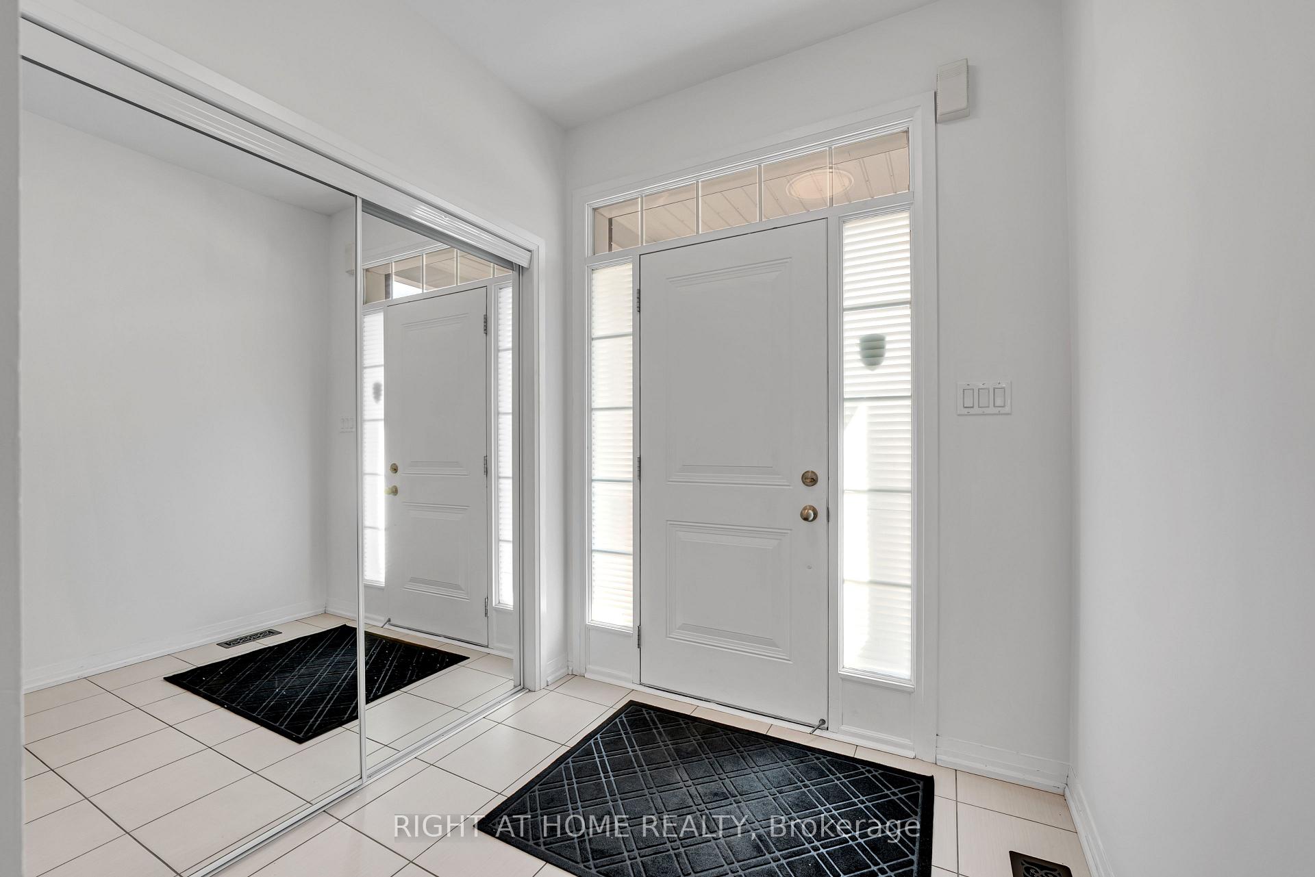 Photo 4 of 59 Henry Crescent, Milton, Willmott — HOMEH