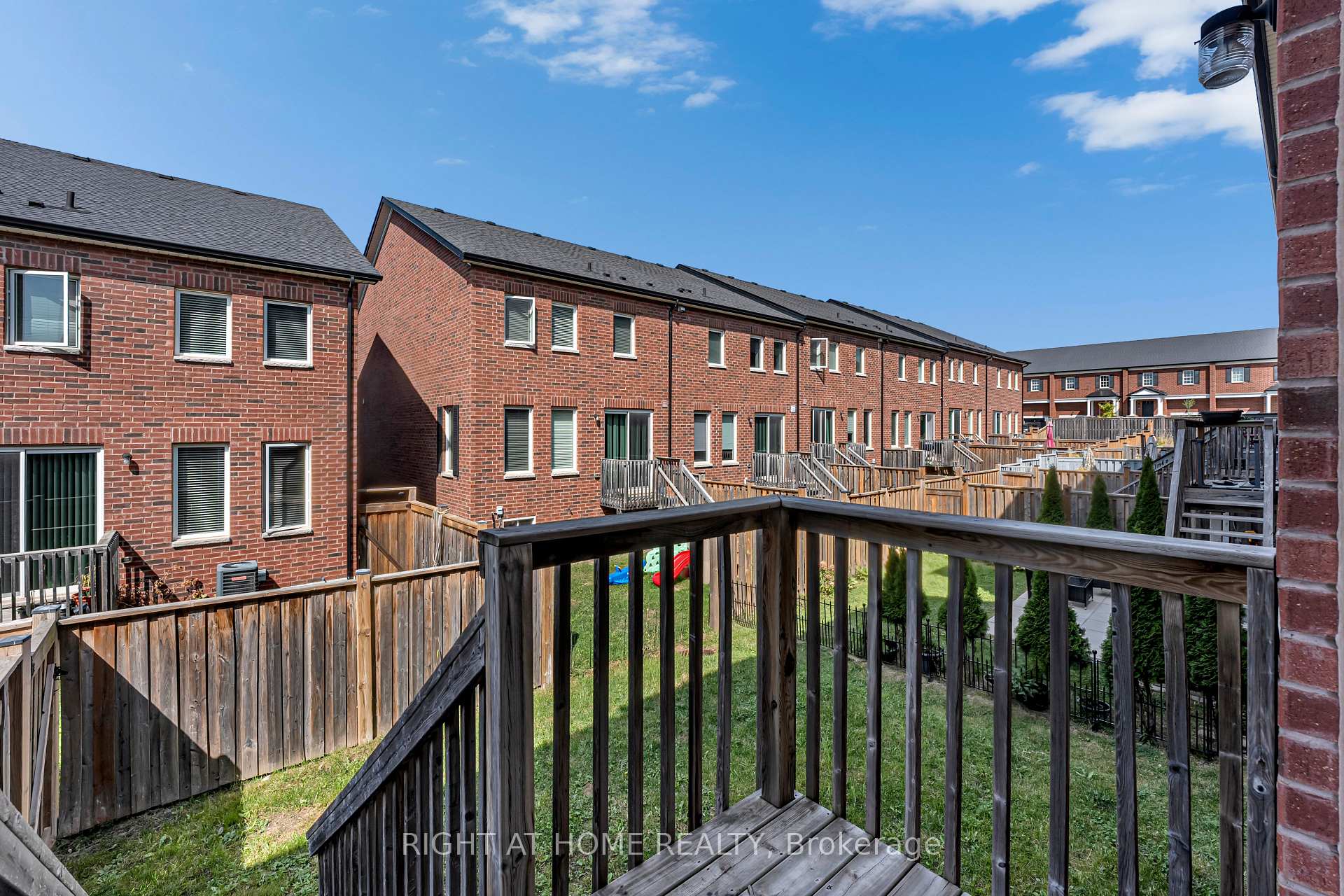 Photo 43 of 59 Henry Crescent, Milton, Willmott — HOMEH