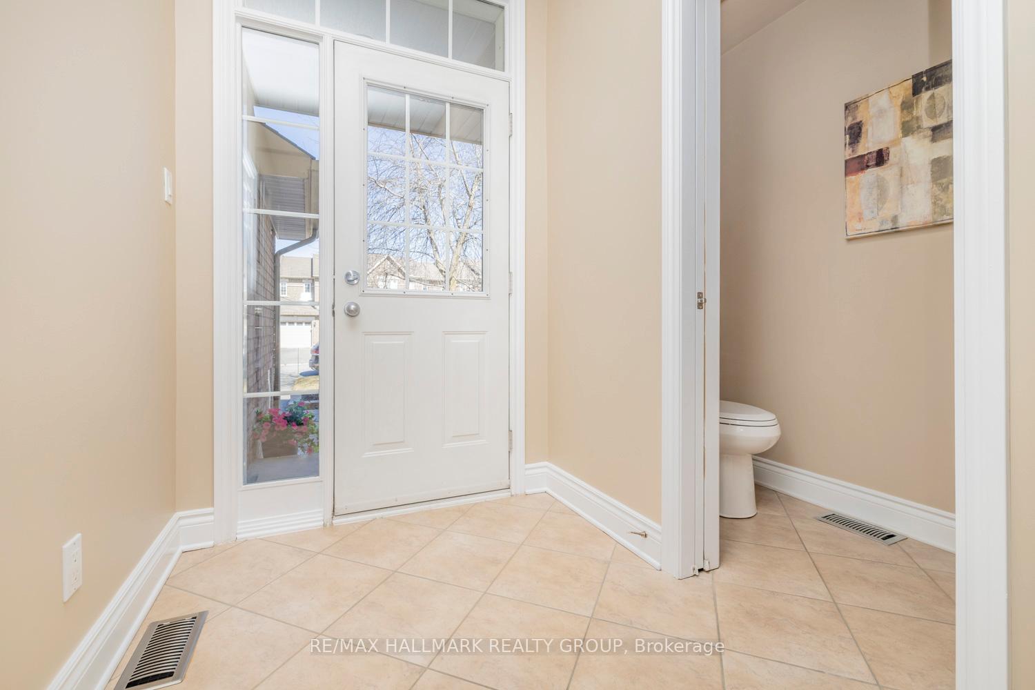 Photo 24 of 233 Saddlesmith Circle, Ottawa, Kanata - Emerald Meadows/Trailwest — HOMEH