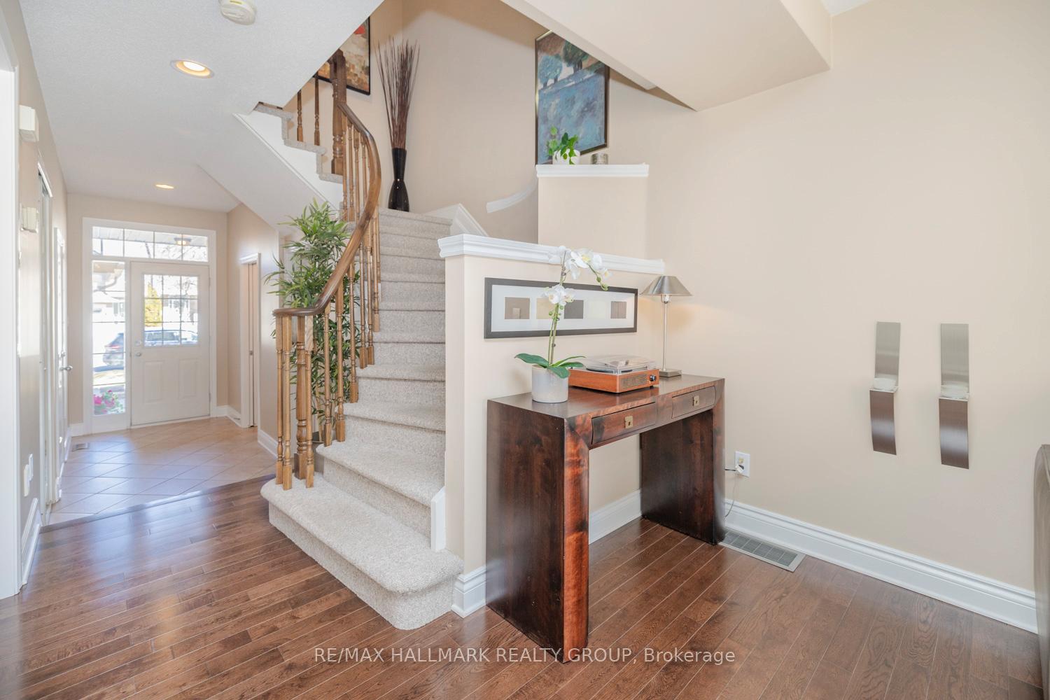 Photo 27 of 233 Saddlesmith Circle, Ottawa, Kanata - Emerald Meadows/Trailwest — HOMEH