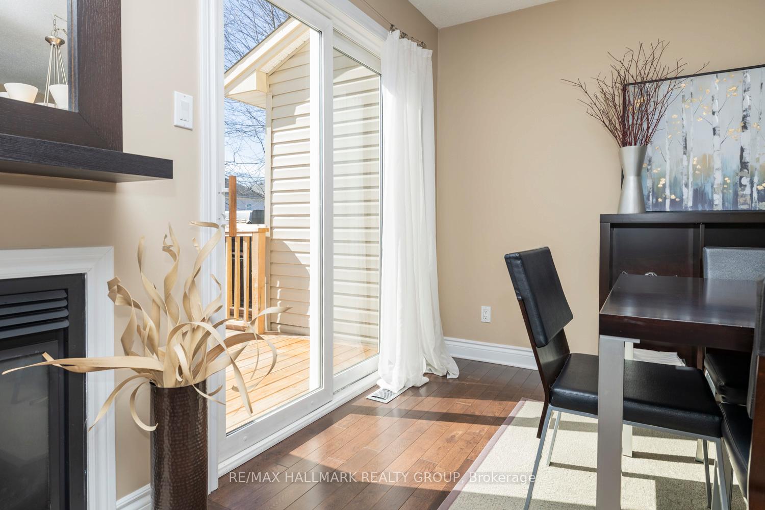 Photo 33 of 233 Saddlesmith Circle, Ottawa, Kanata - Emerald Meadows/Trailwest — HOMEH