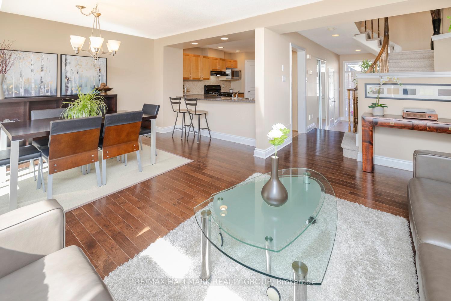 Photo 34 of 233 Saddlesmith Circle, Ottawa, Kanata - Emerald Meadows/Trailwest — HOMEH