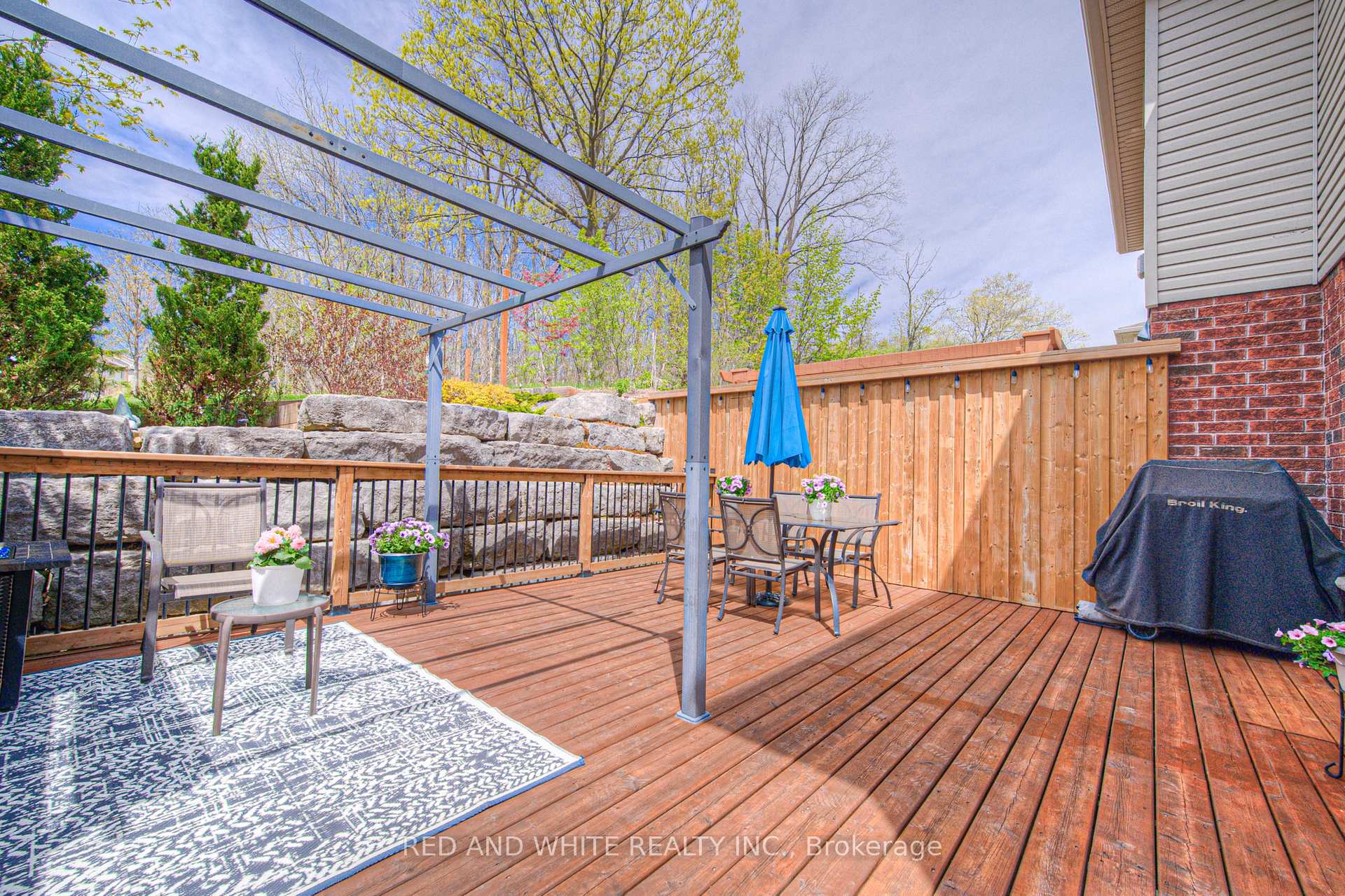 Photo 19 of 87 Upper Mercer Street, Kitchener — HOMEH