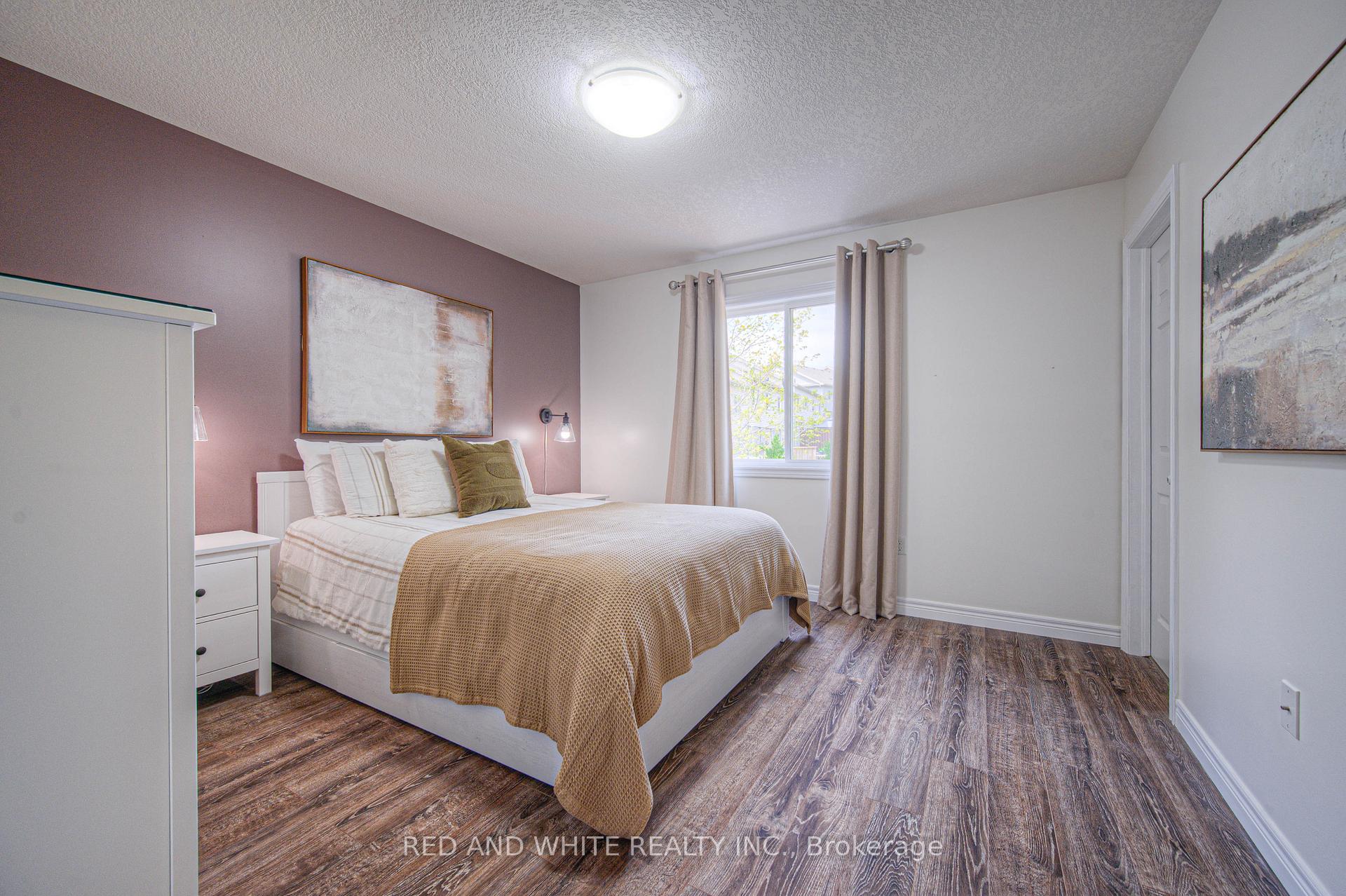 Photo 25 of 87 Upper Mercer Street, Kitchener — HOMEH