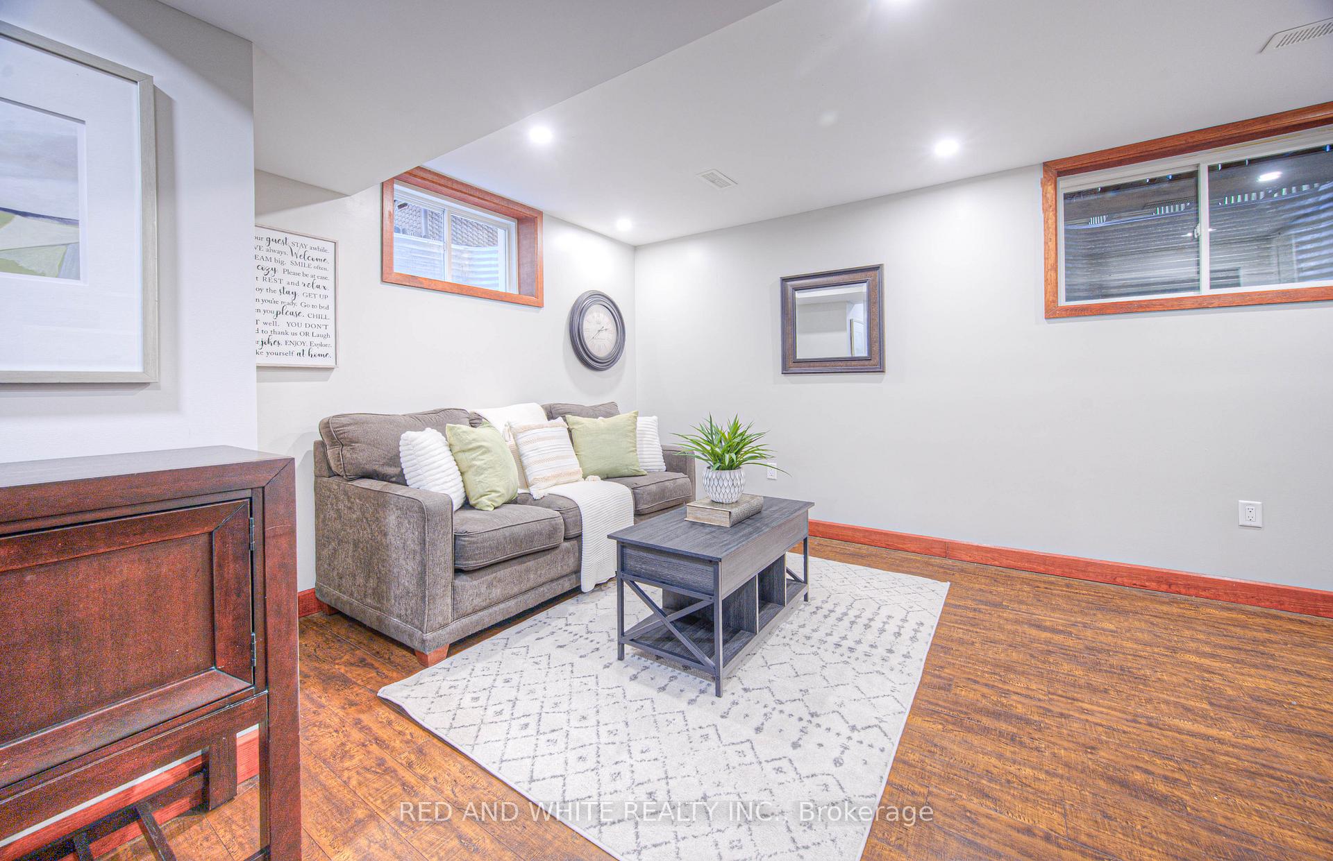Photo 34 of 87 Upper Mercer Street, Kitchener — HOMEH
