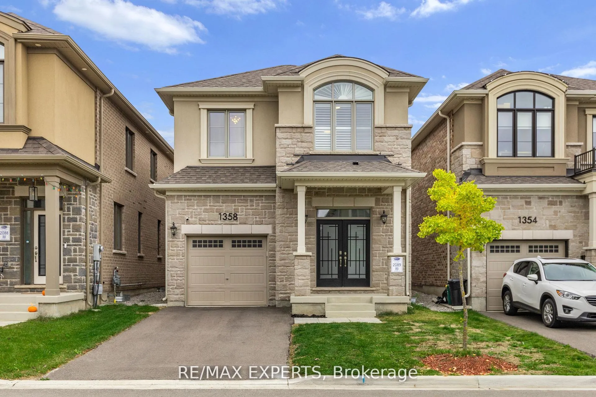 Photo 1 of 1358 Lobelia Crescent, Milton, Walker — HOMEH