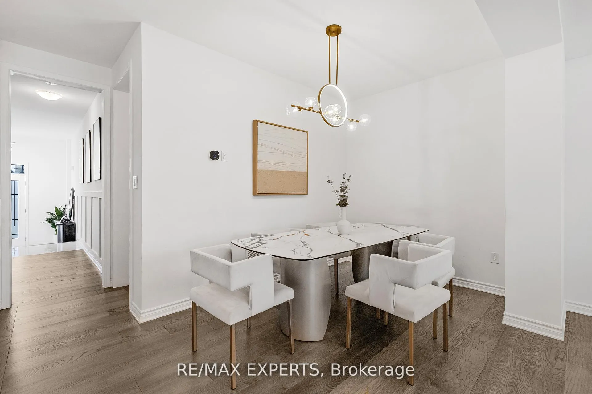 Photo 8 of 1358 Lobelia Crescent, Milton, Walker — HOMEH