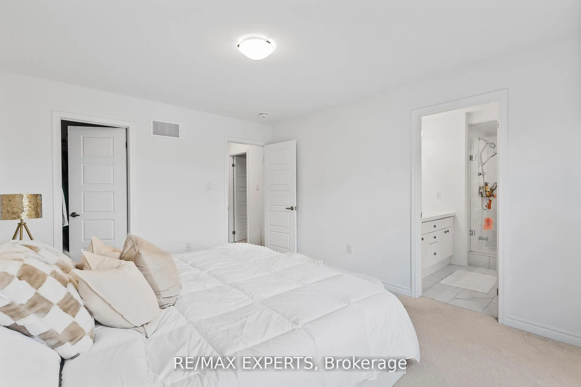 Photo 20 of 1358 Lobelia Crescent, Milton, Walker — HOMEH