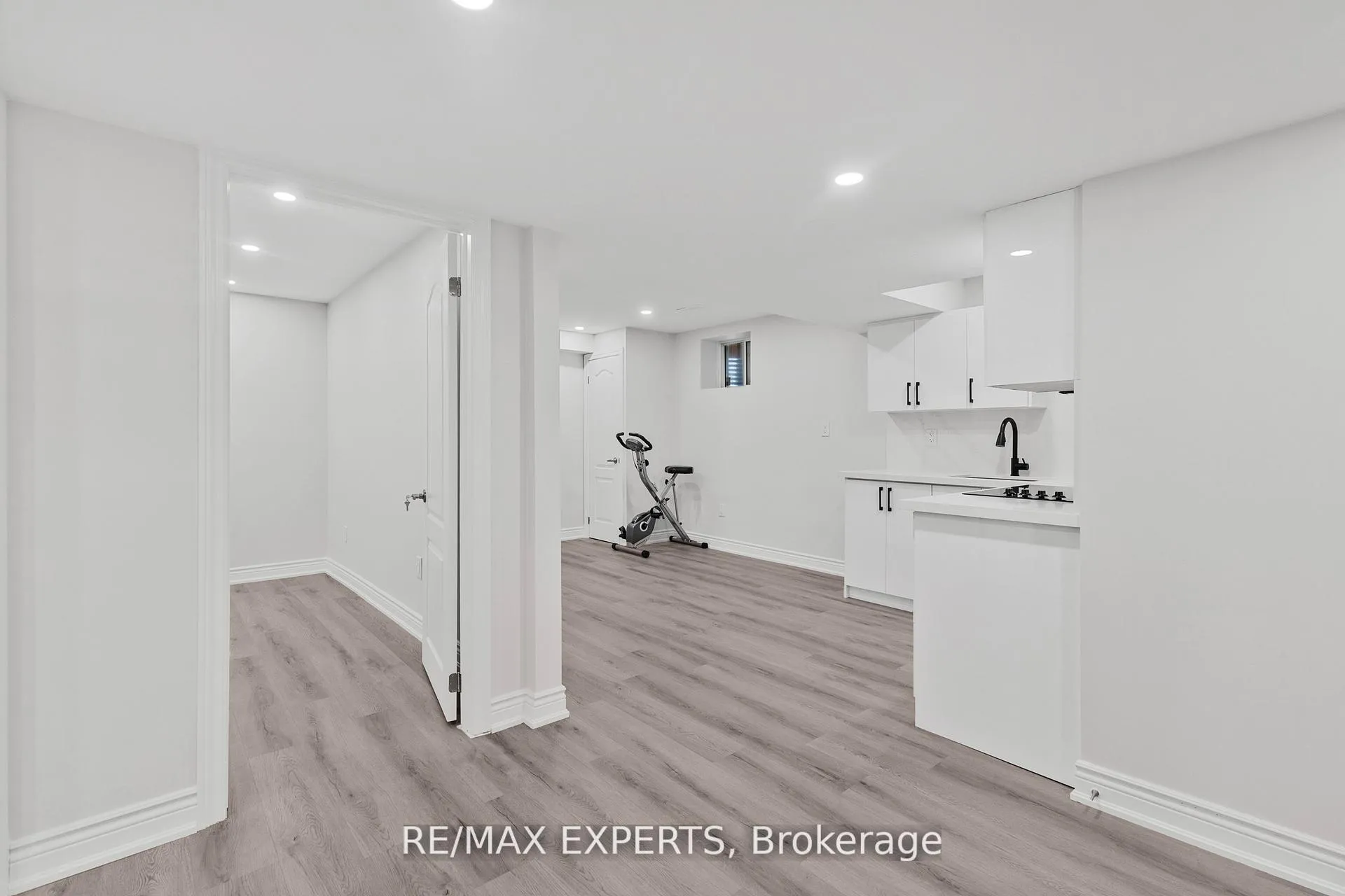 Photo 31 of 1358 Lobelia Crescent, Milton, Walker — HOMEH
