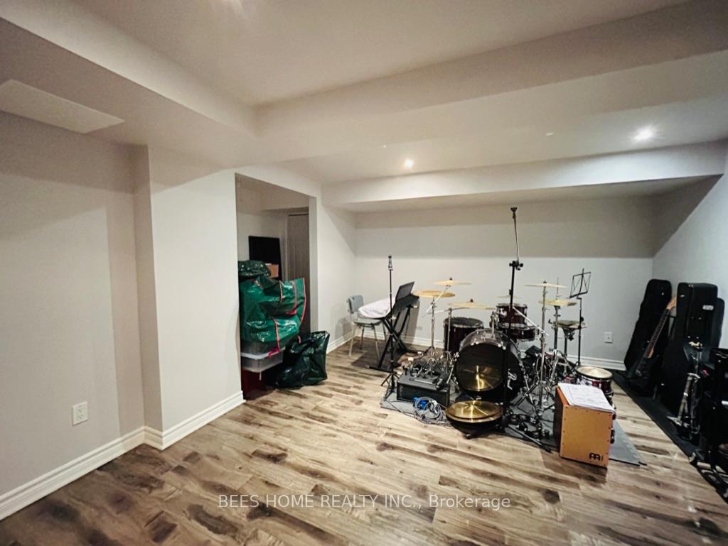 Photo 37 of 2893 Bur Oak Avenue, Markham, Cornell — HOMEH