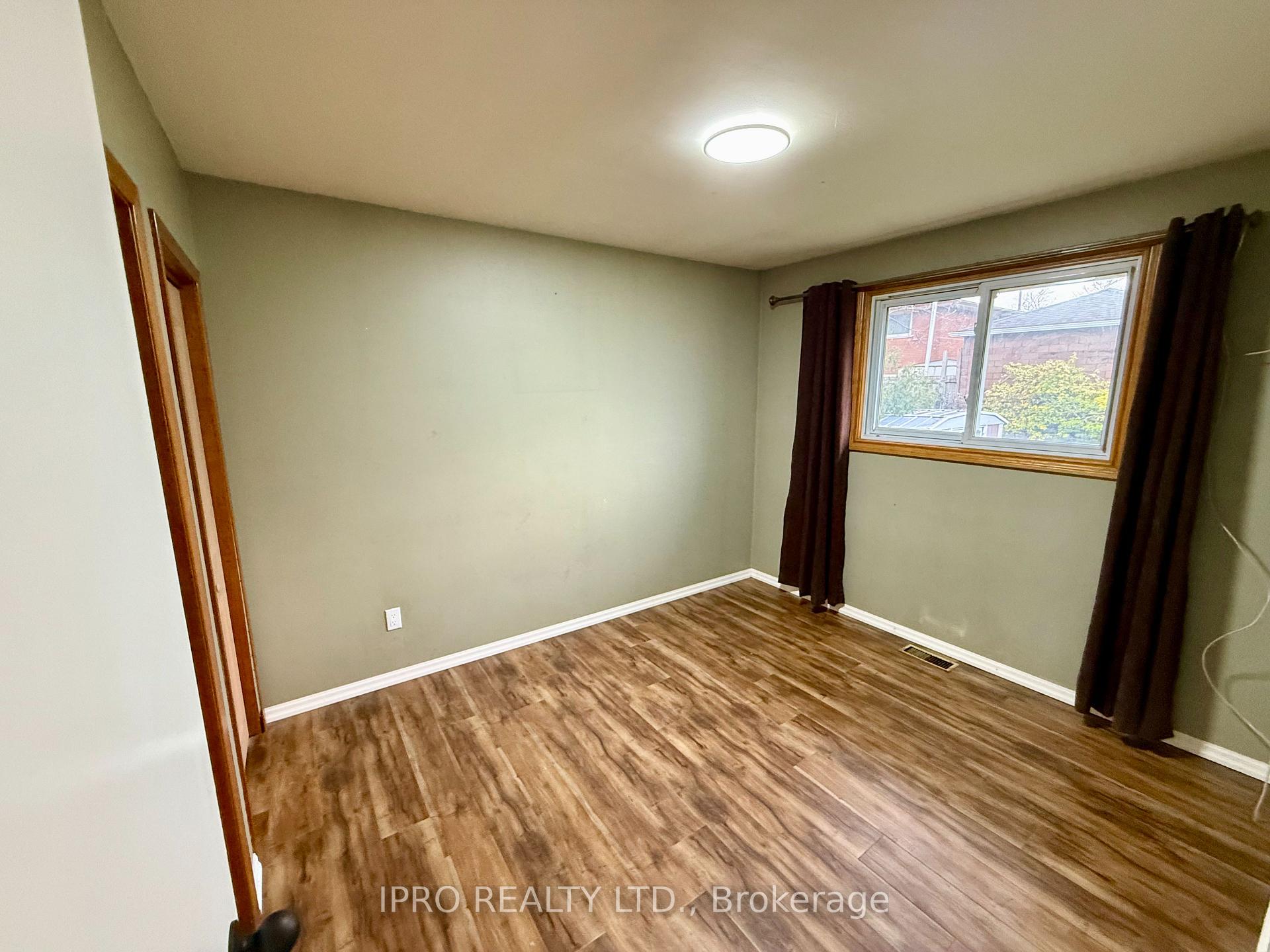 Photo 8 of Unit Main, 22 Rapallo Drive, Hamilton, Lisgar — HOMEH
