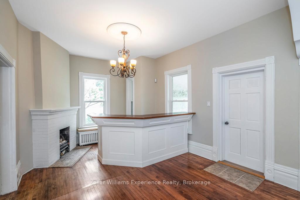 Photo 6 of 600 Hugel Avenue, Midland — HOMEH