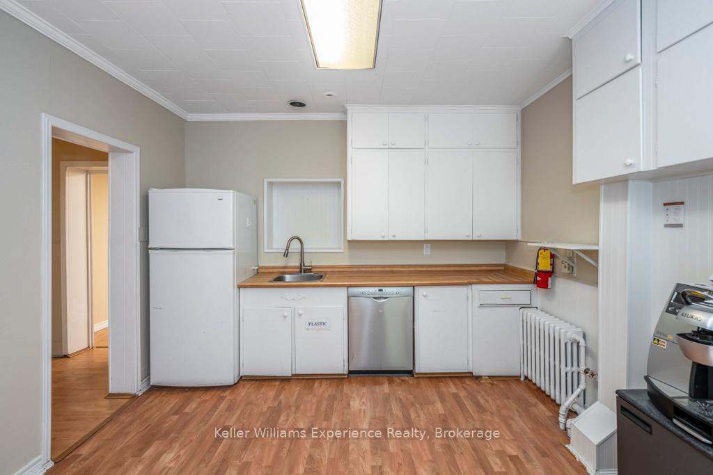 Photo 7 of 600 Hugel Avenue, Midland — HOMEH