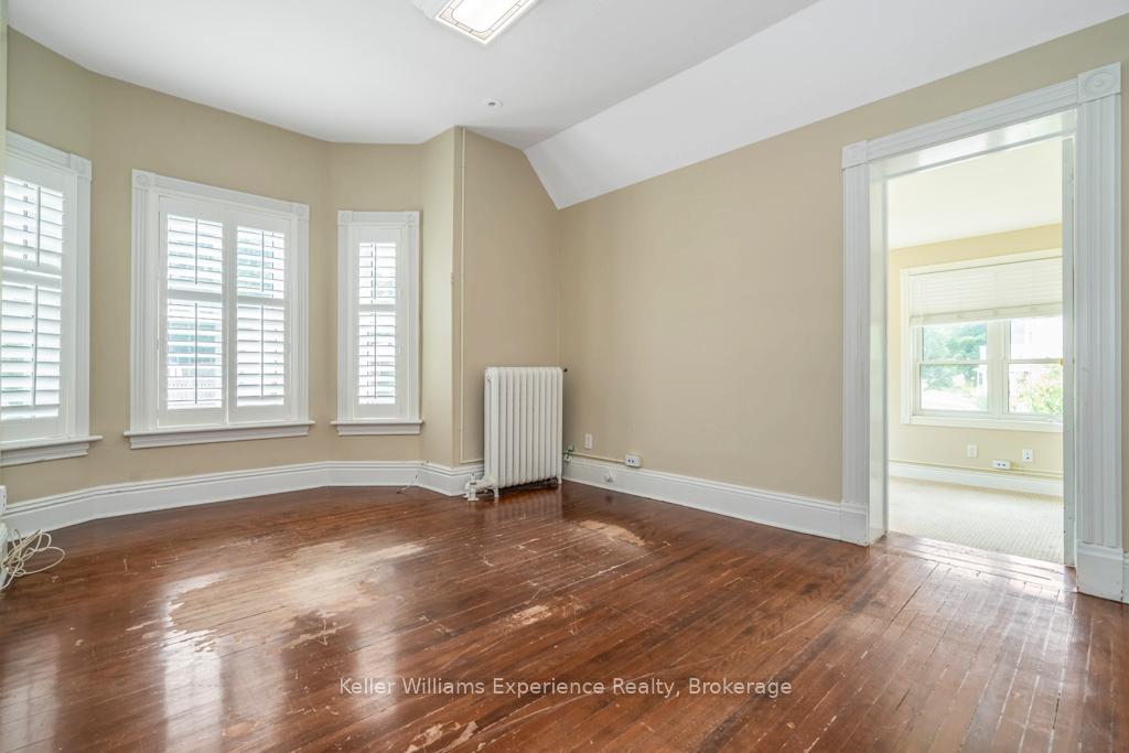 Photo 15 of 600 Hugel Avenue, Midland — HOMEH