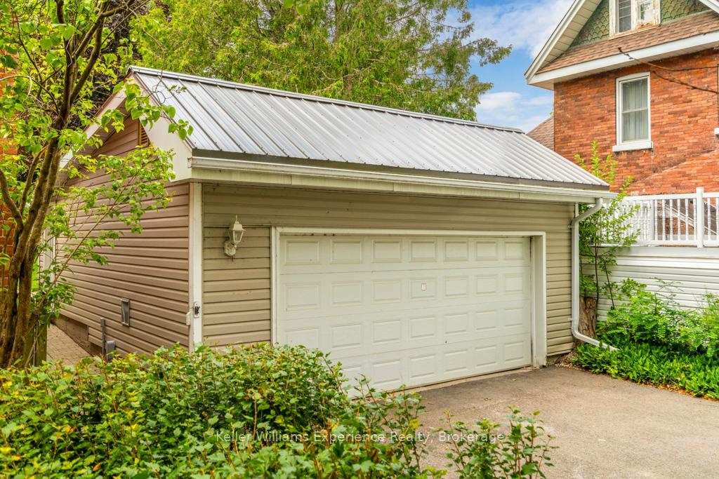 Photo 21 of 600 Hugel Avenue, Midland — HOMEH