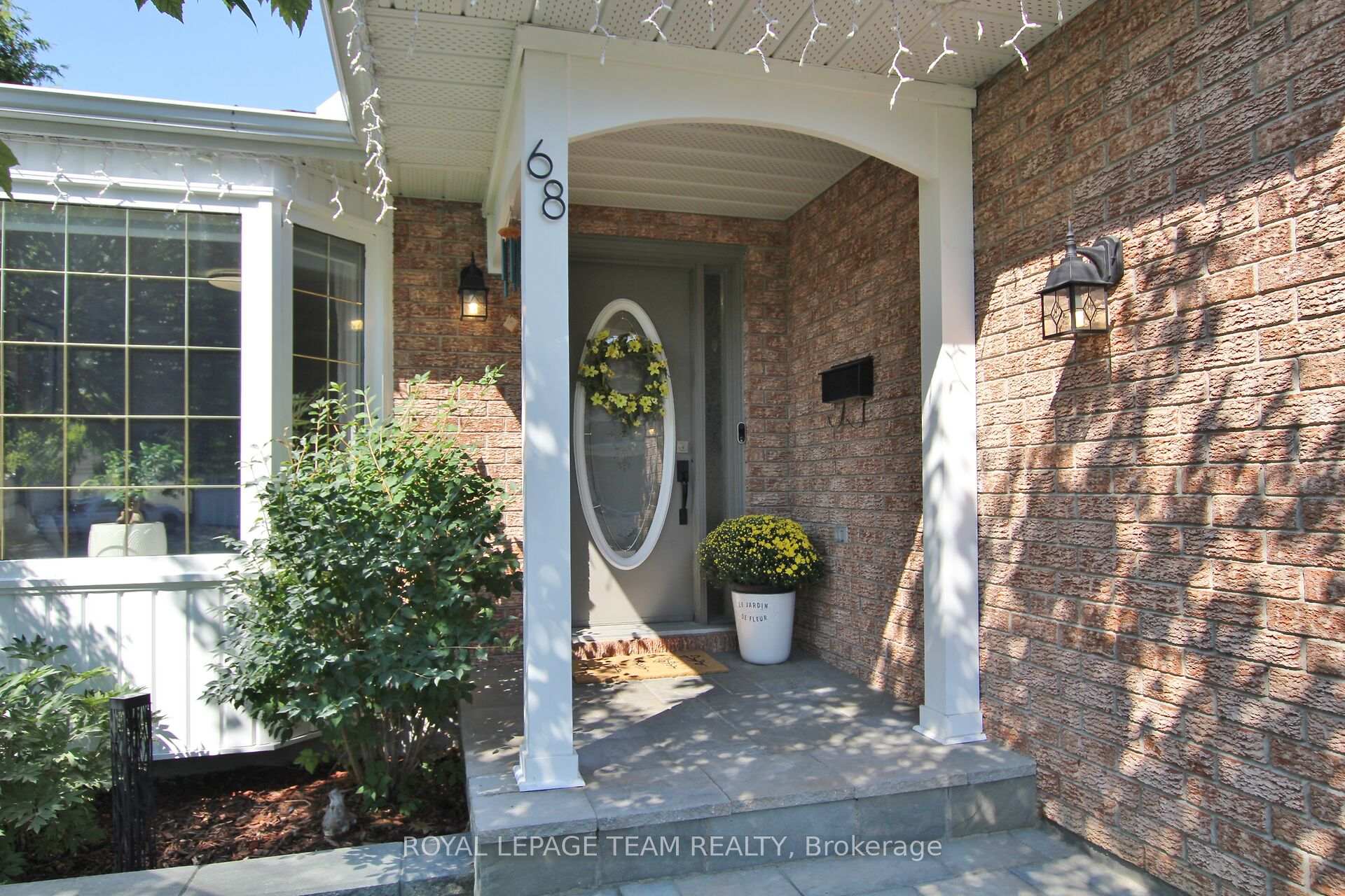 Photo 4 of 68 Hawley Crescent, Ottawa, Kanata - Bridlewood — HOMEH