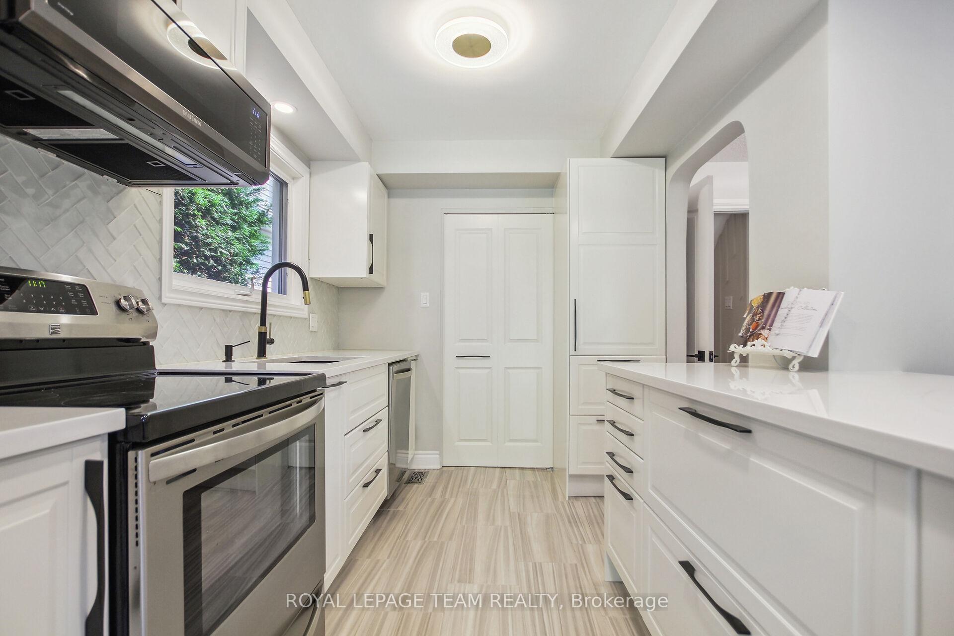 Photo 22 of 68 Hawley Crescent, Ottawa, Kanata - Bridlewood — HOMEH