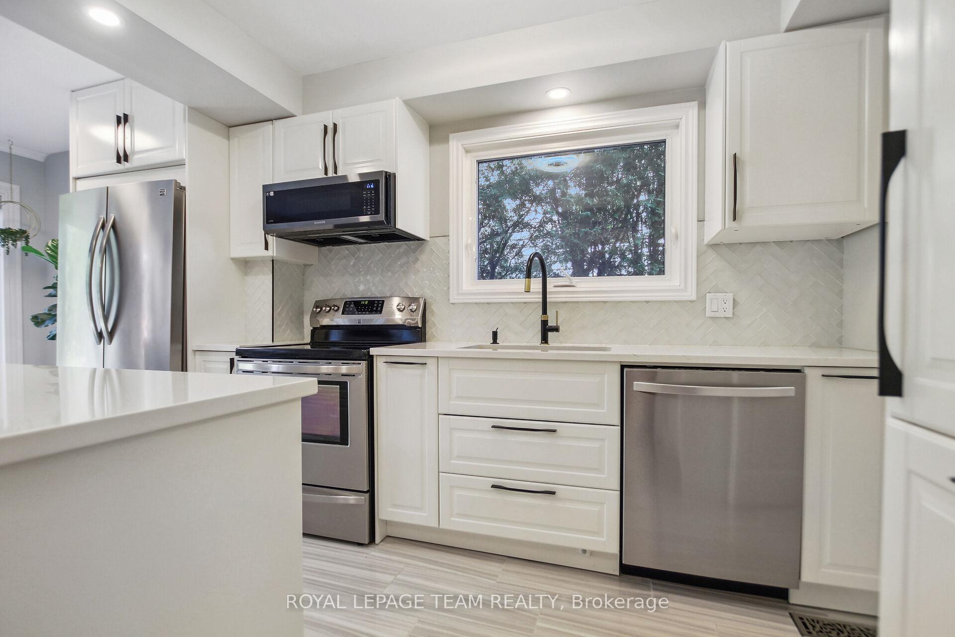 Photo 27 of 68 Hawley Crescent, Ottawa, Kanata - Bridlewood — HOMEH