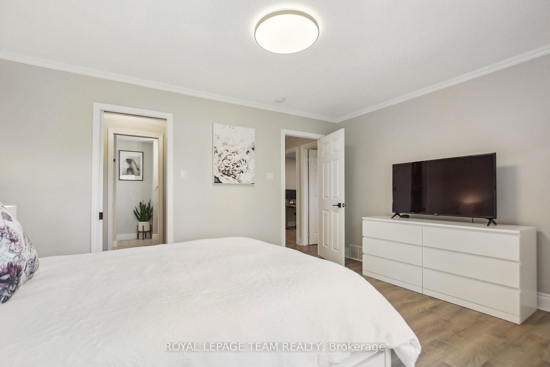 Photo 30 of 68 Hawley Crescent, Ottawa, Kanata - Bridlewood — HOMEH