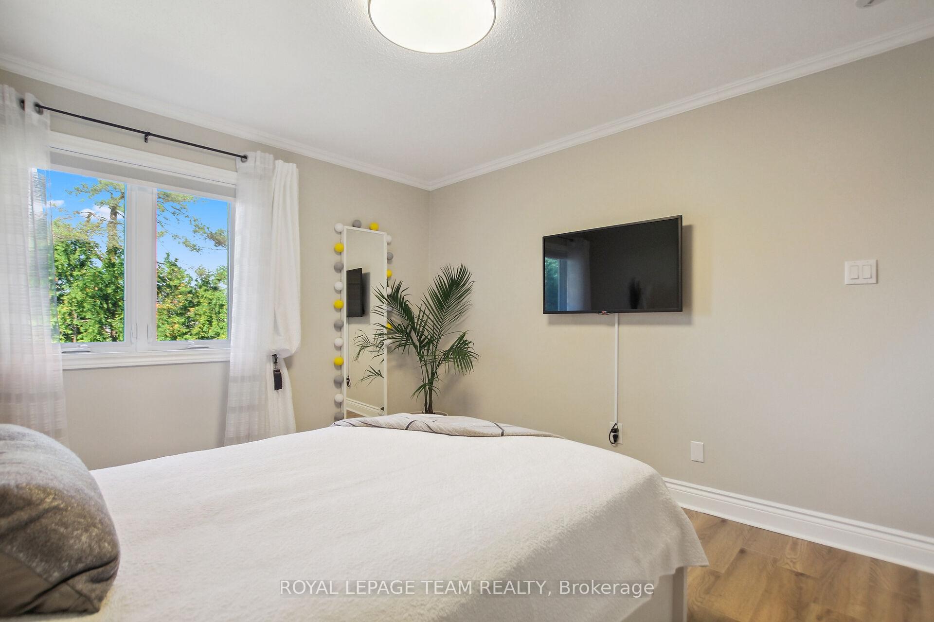 Photo 37 of 68 Hawley Crescent, Ottawa, Kanata - Bridlewood — HOMEH