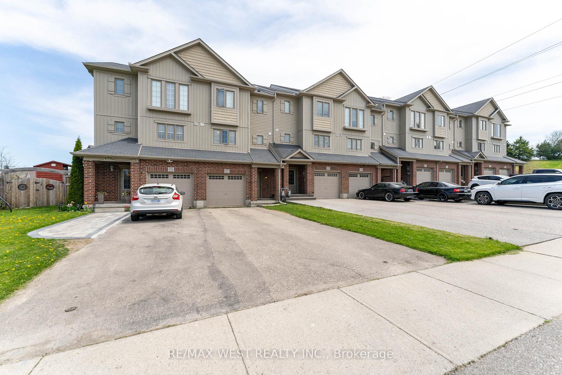 Photo 5 of 272 Maitland Street, Kitchener, Huron Park — HOMEH