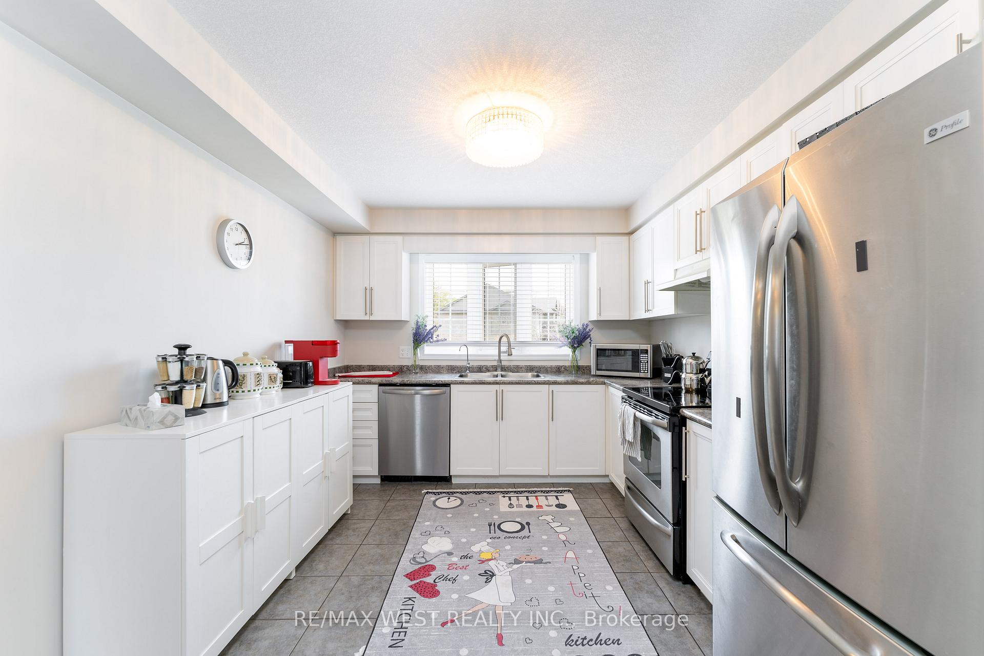 Photo 20 of 272 Maitland Street, Kitchener, Huron Park — HOMEH