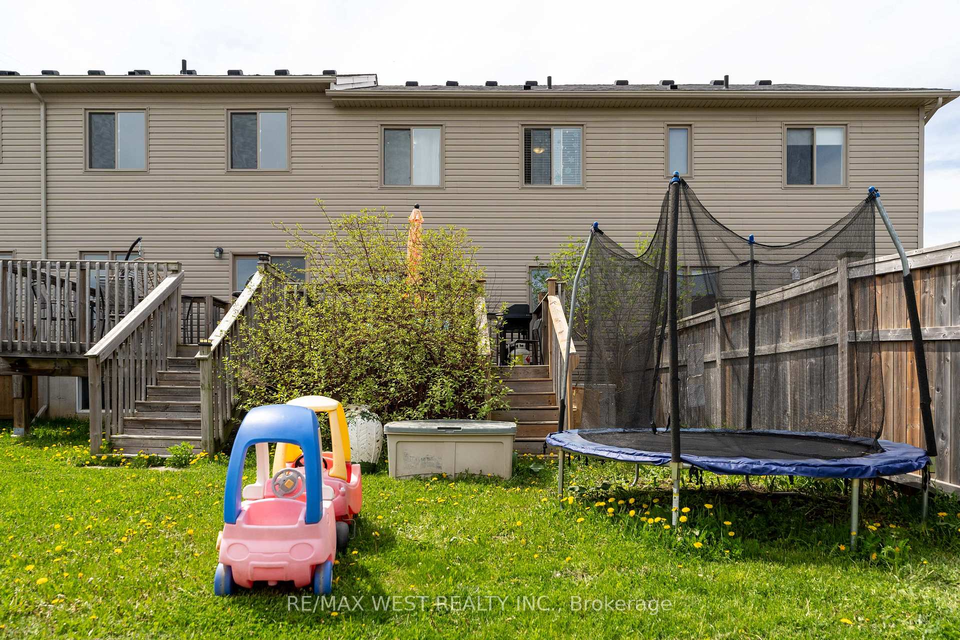 Photo 35 of 272 Maitland Street, Kitchener, Huron Park — HOMEH