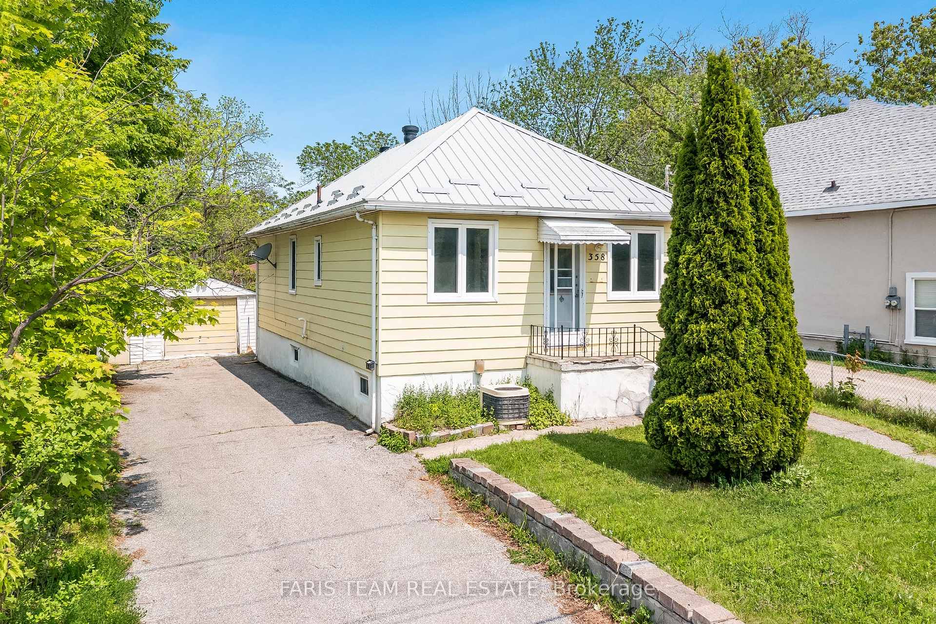 Photo 1 of 358 Bay Street, Midland — HOMEH
