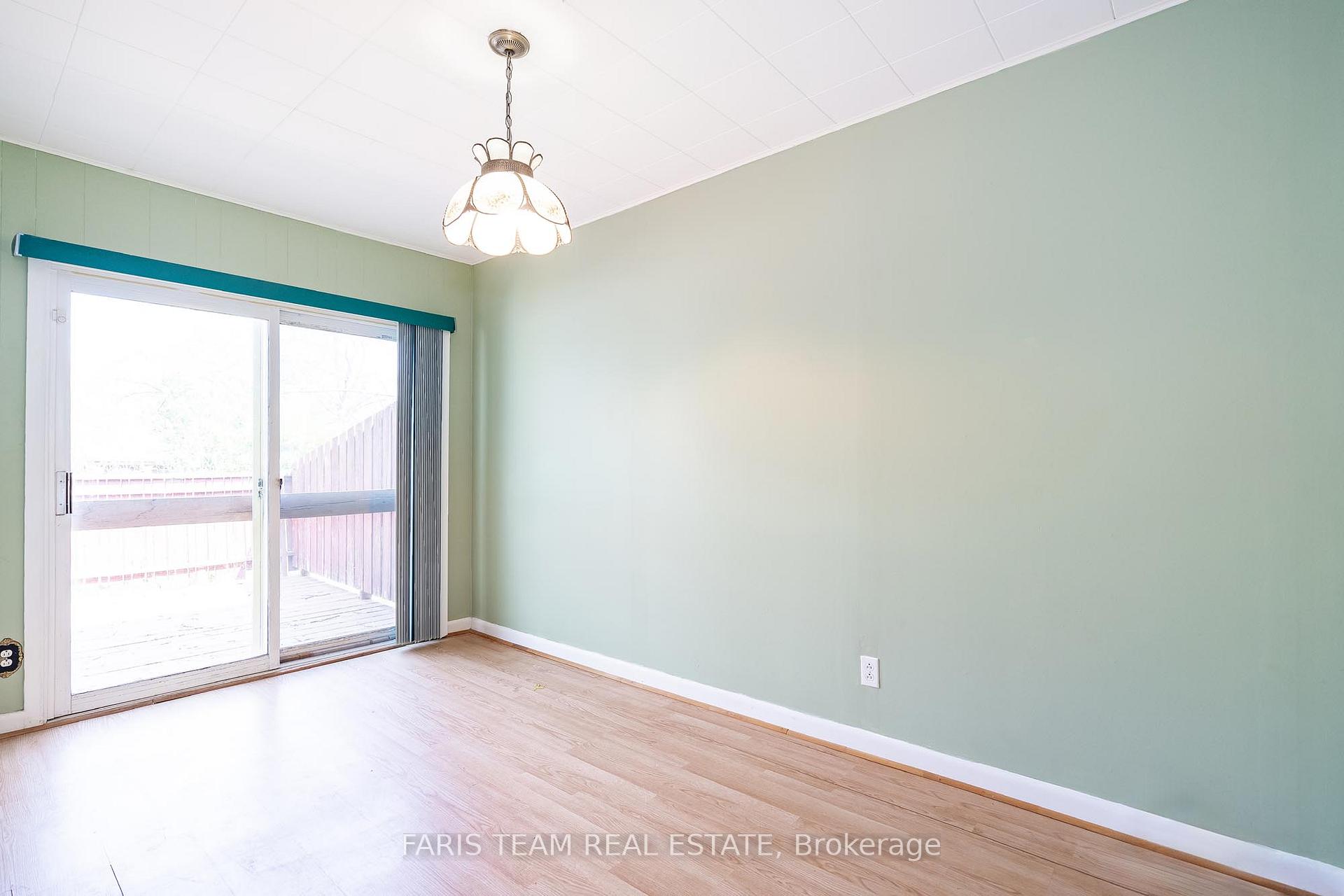 Photo 11 of 358 Bay Street, Midland — HOMEH