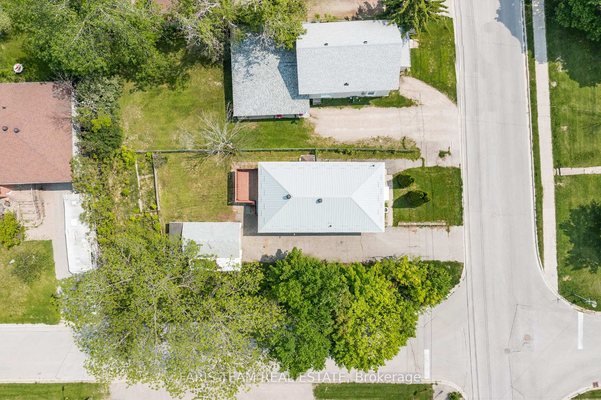 Photo 24 of 358 Bay Street, Midland — HOMEH