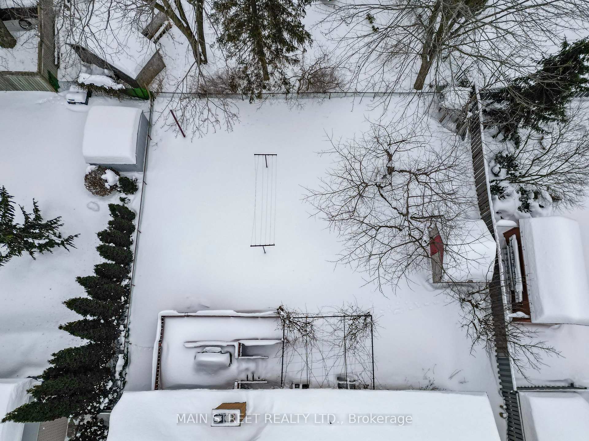 Photo 32 of 92 Queenston Crescent, Kitchener — HOMEH