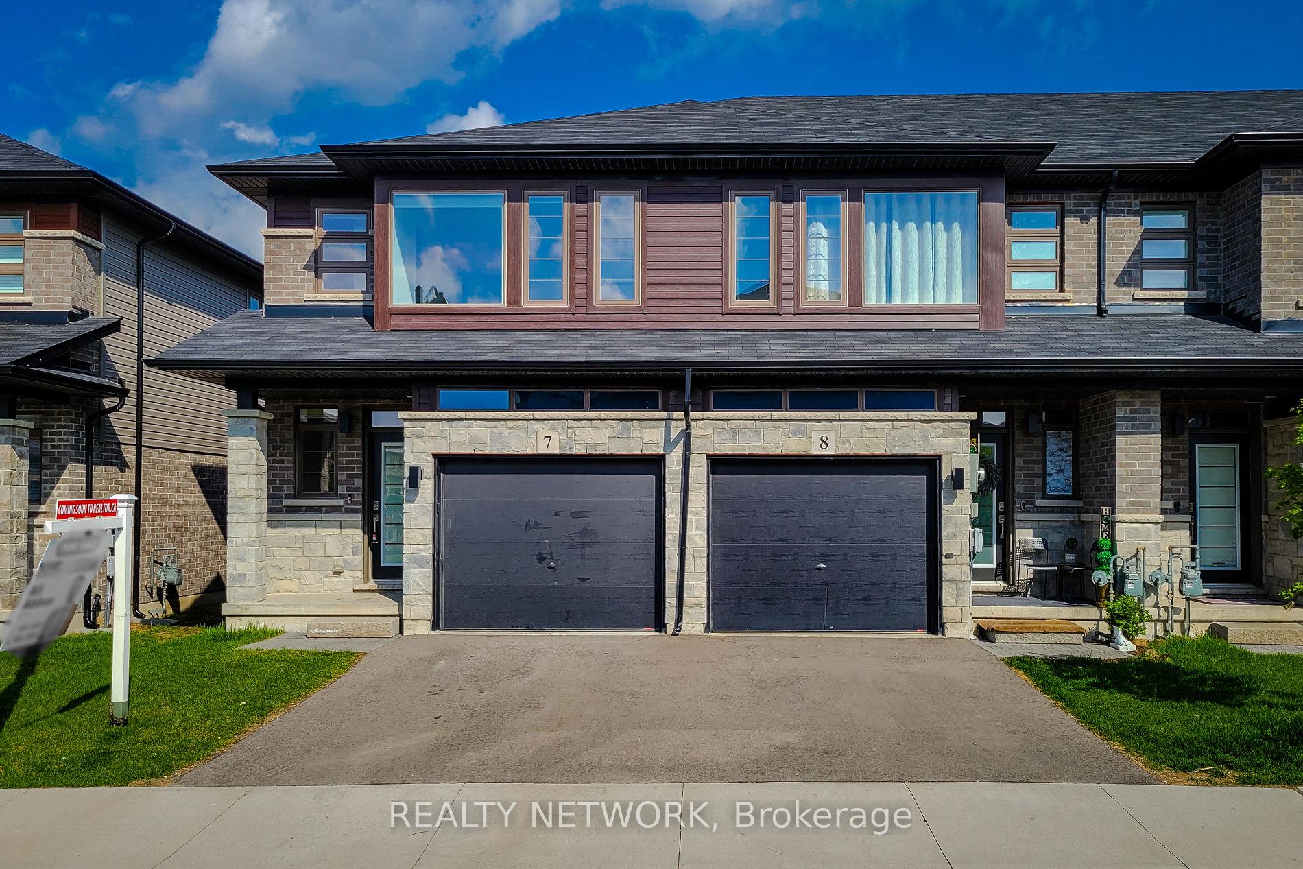 Photo 1 of Unit 7, 30 Times Square Boulevard, Hamilton, Stoney Creek — HOMEH