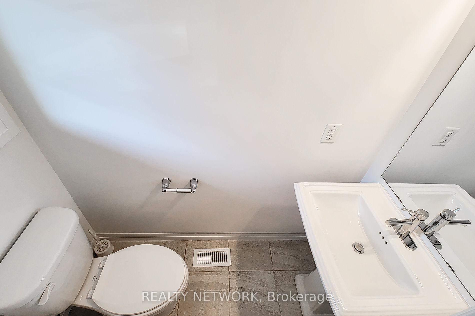 Photo 20 of Unit 7, 30 Times Square Boulevard, Hamilton, Stoney Creek — HOMEH