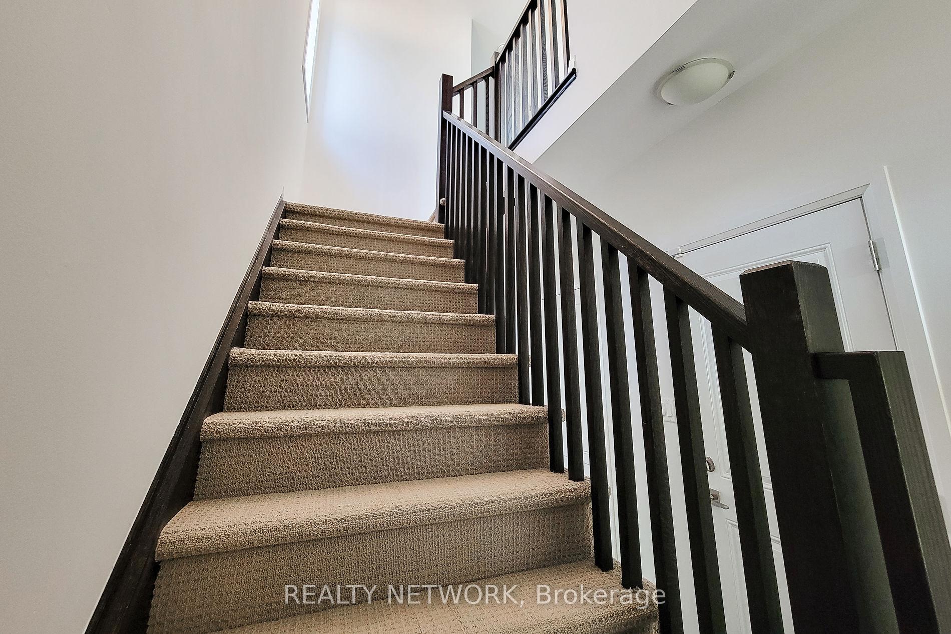 Photo 21 of Unit 7, 30 Times Square Boulevard, Hamilton, Stoney Creek — HOMEH