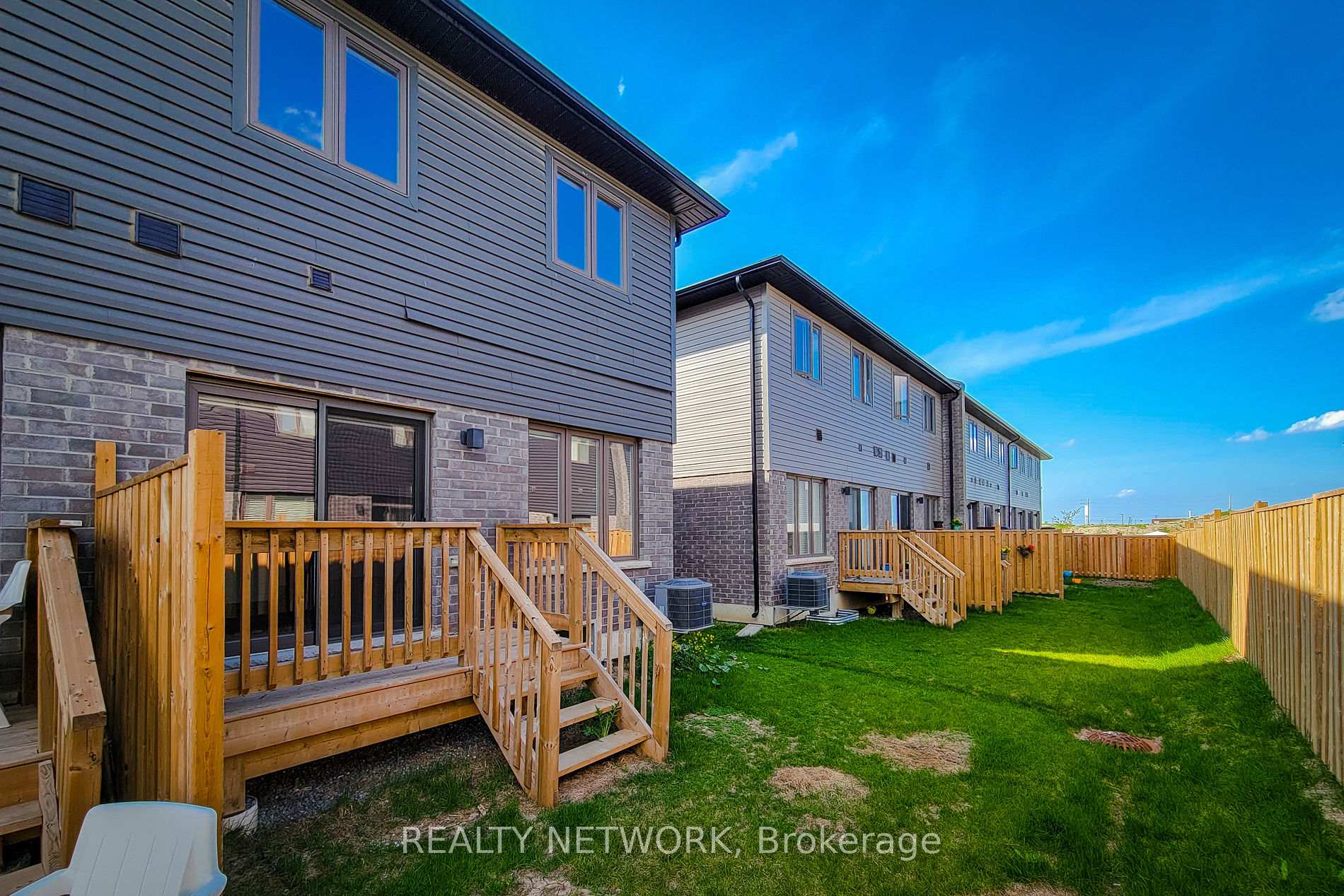 Photo 38 of Unit 7, 30 Times Square Boulevard, Hamilton, Stoney Creek — HOMEH