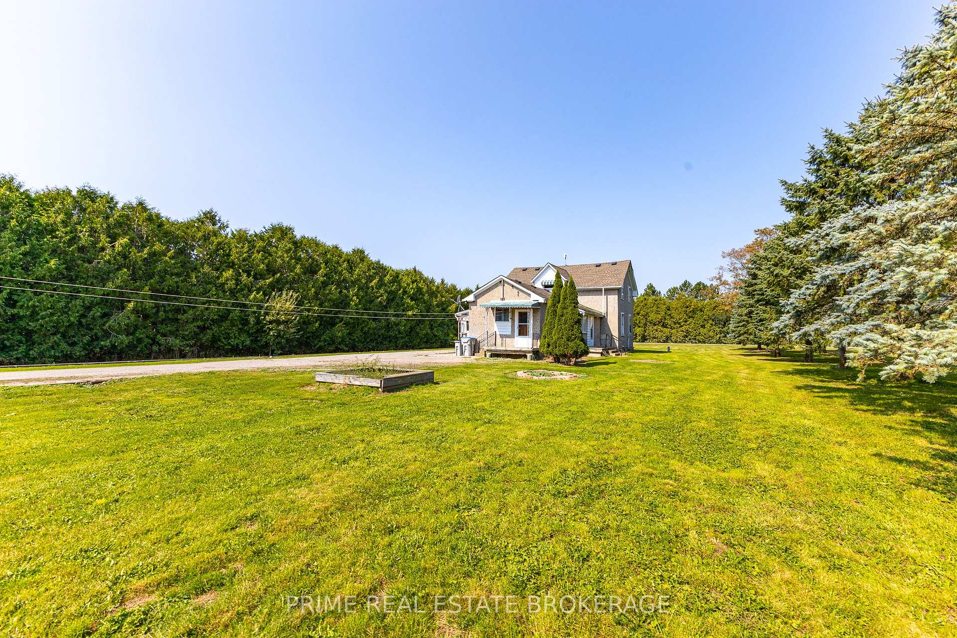 Photo 4 of 10701 Lamont Drive, Middlesex Centre, Rural Middlesex Centre — HOMEH
