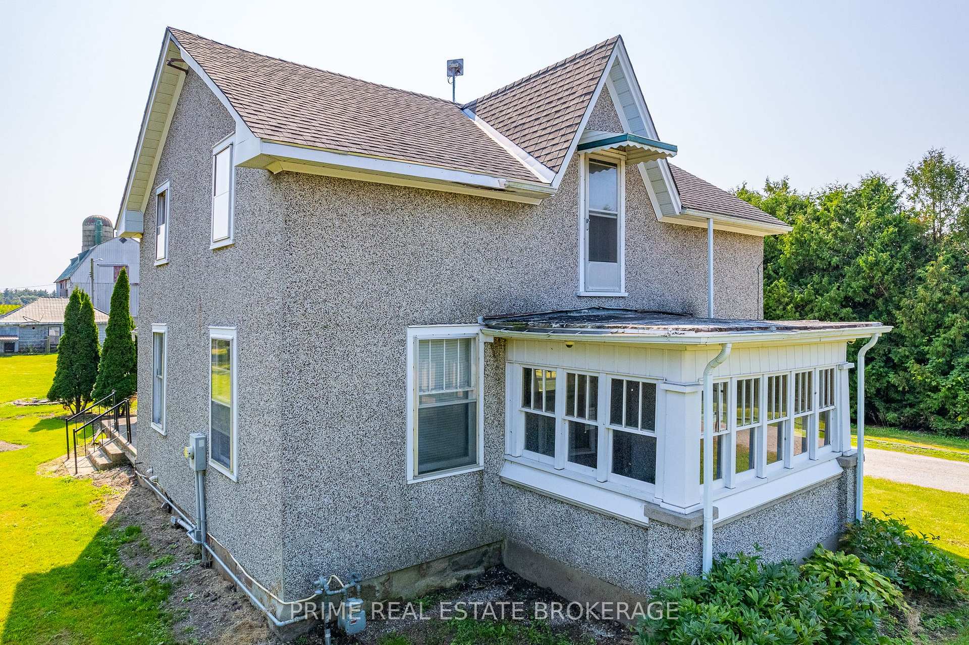 Photo 8 of 10701 Lamont Drive, Middlesex Centre, Rural Middlesex Centre — HOMEH