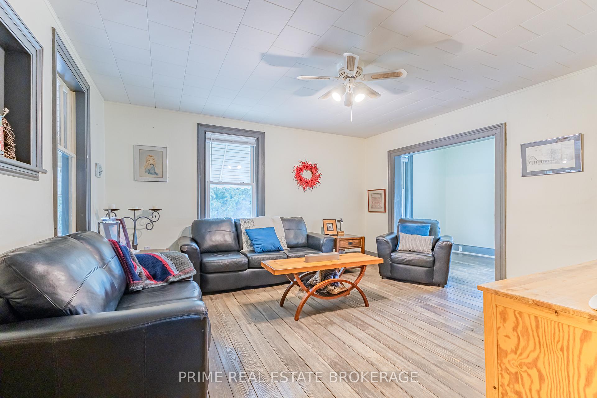 Photo 16 of 10701 Lamont Drive, Middlesex Centre, Rural Middlesex Centre — HOMEH