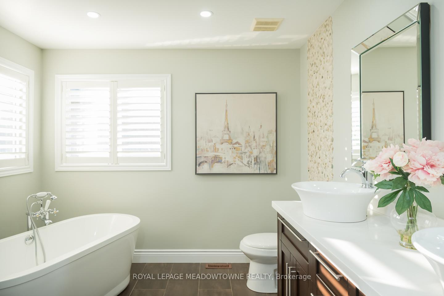 Photo 6 of 371 Alexander Crescent, Milton, Dempsey — HOMEH